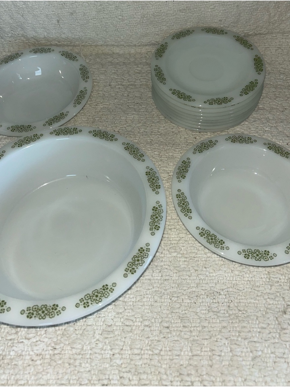 11 Piece Vintage Anchor Hocking Placesetters Springwood Collection Bowls Plates